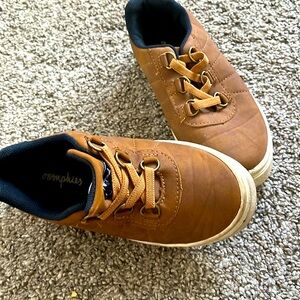 Oomphies size 11 shoes